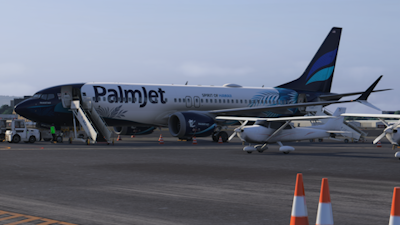 Boeing 737 MAX 8